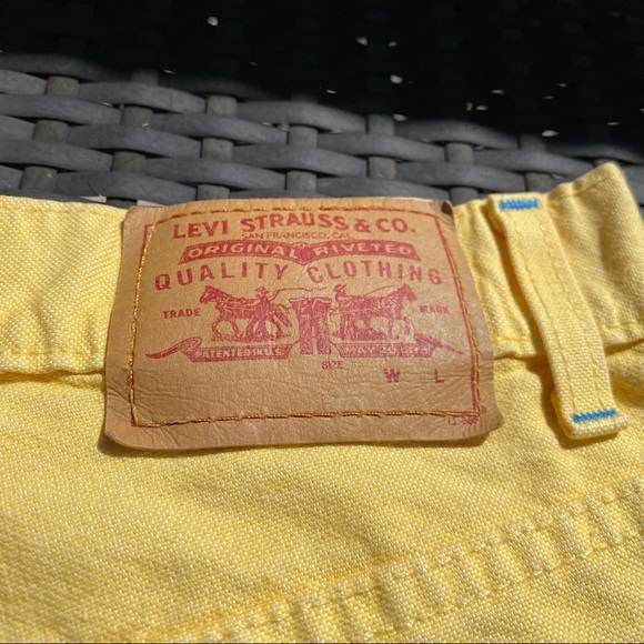 Vintage Yellow Levi Shorts w Blue Detailing - Picture 2 of 6